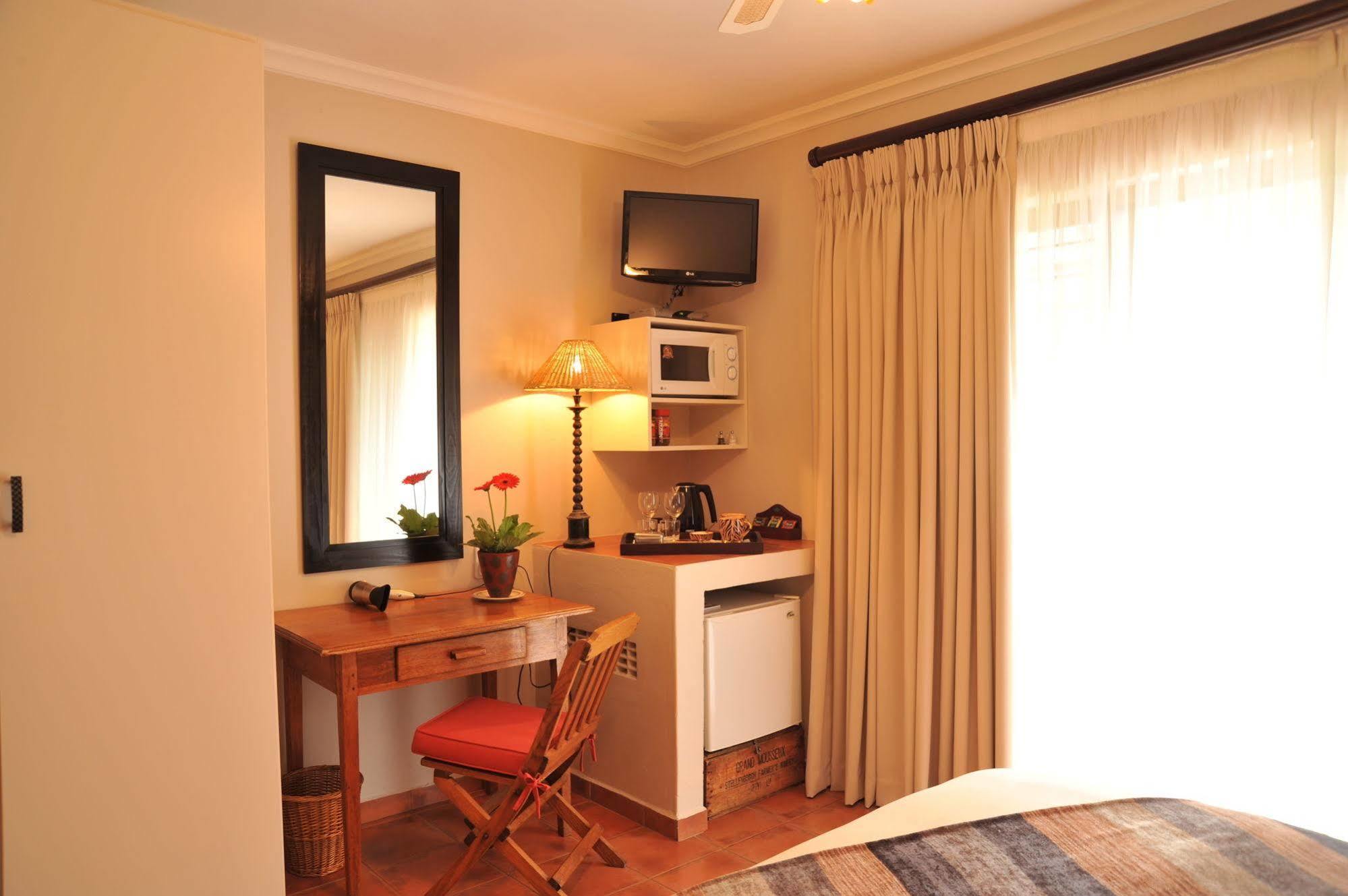 Claires Of Sandton Luxury Guest House Johannesburg Kültér fotó