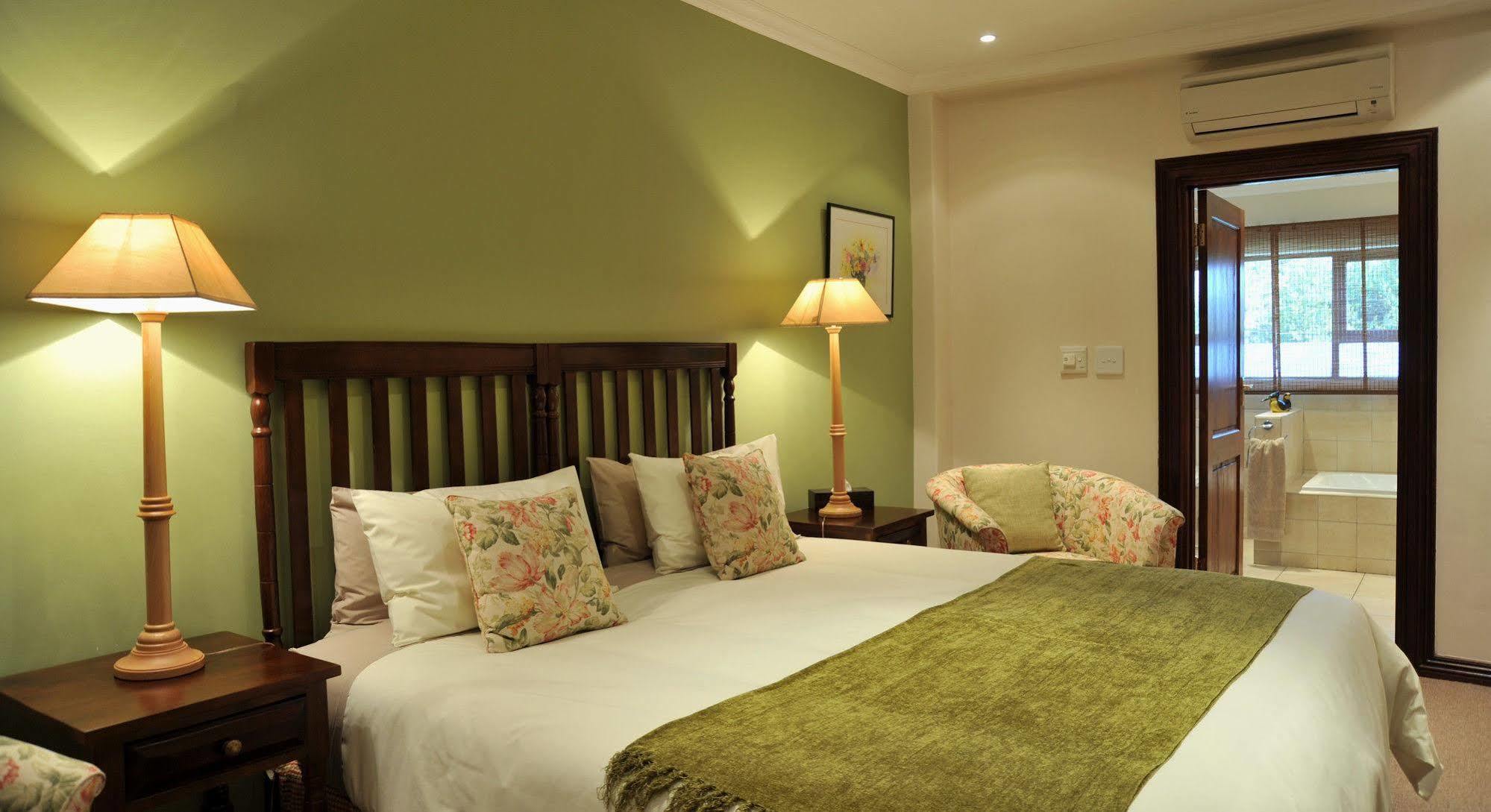 Claires Of Sandton Luxury Guest House Johannesburg Kültér fotó