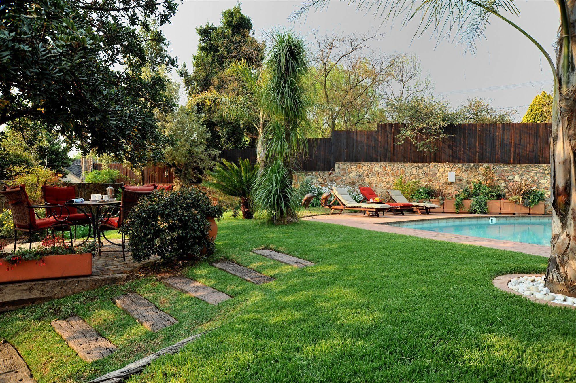 Claires Of Sandton Luxury Guest House Johannesburg Kültér fotó