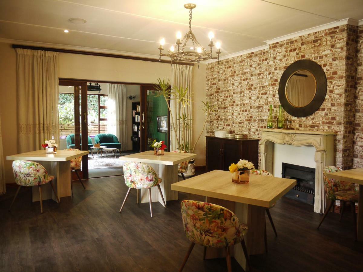 Claires Of Sandton Luxury Guest House Johannesburg Kültér fotó